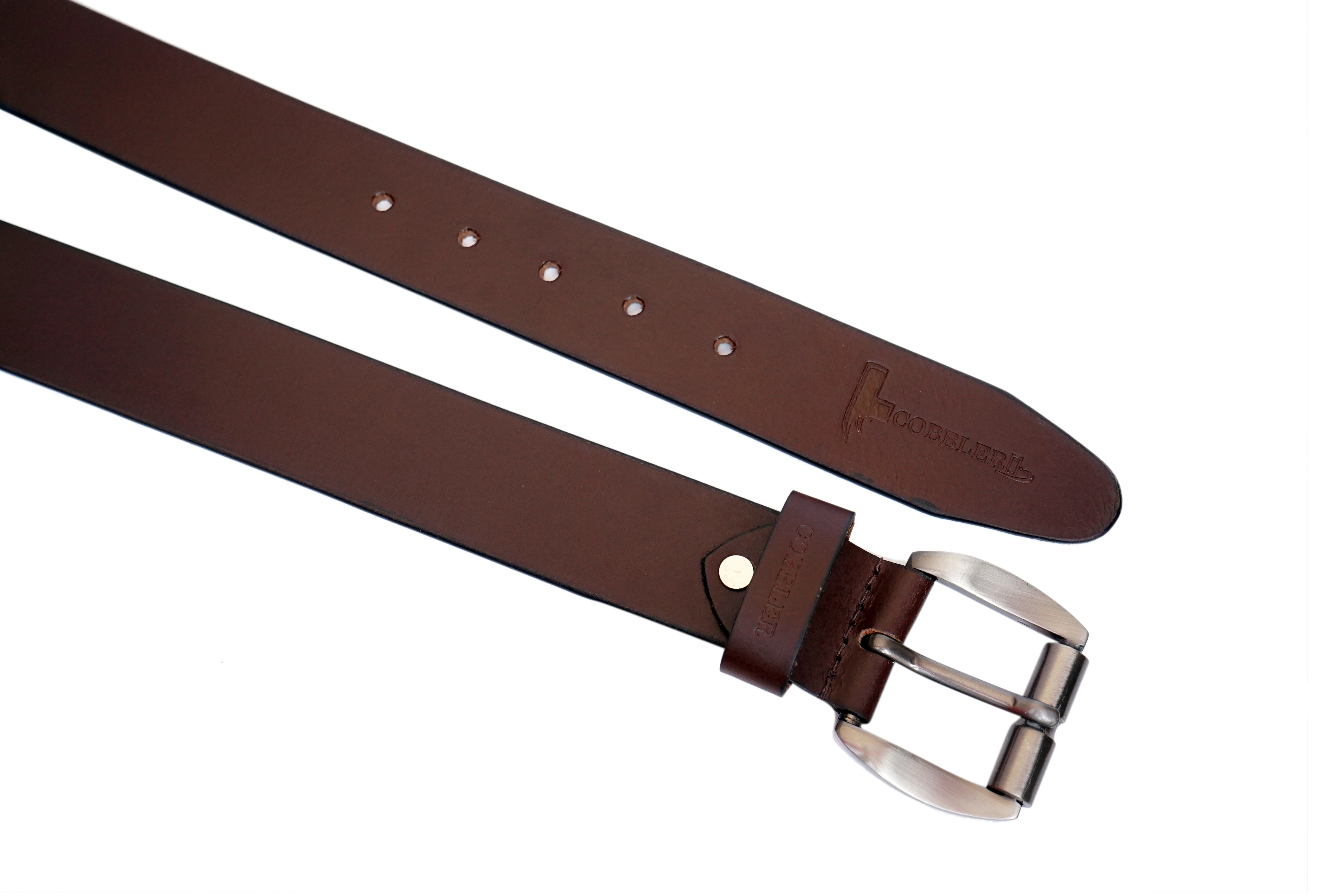 Versatile Leather Belt for Men – Durable, Stylish & Adjustable