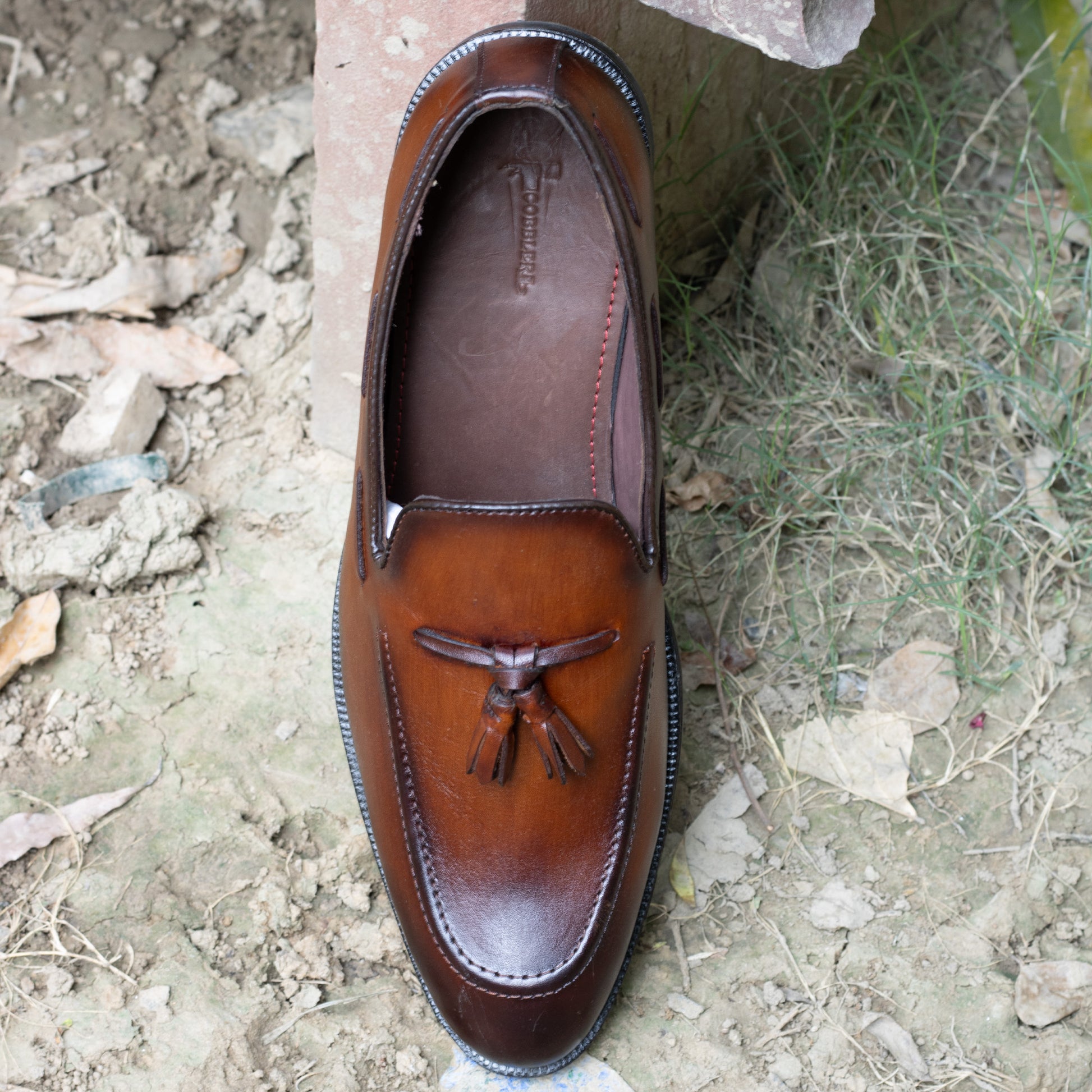 Hand-Painted Brown Leather Tassel Loafers for Men – Premium Dress Shoes