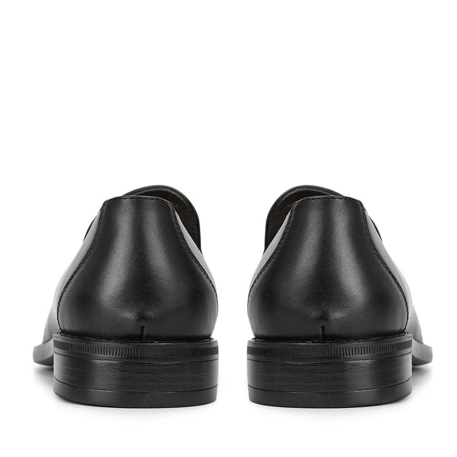 Black Leather Loafers With Tassels
