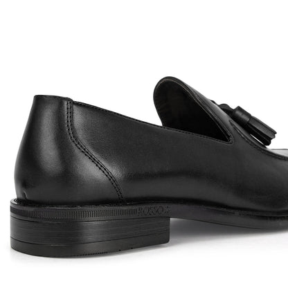 Black Leather Loafers With Tassels