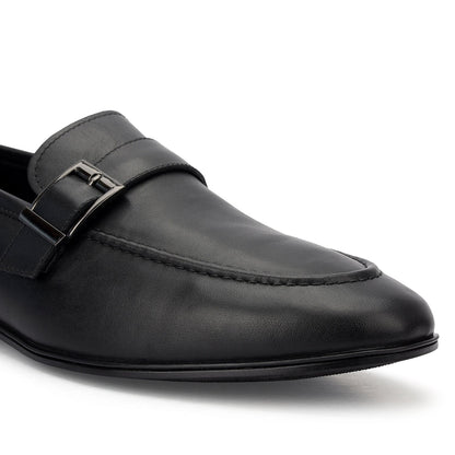 Black Leather Loafers With Buckle Detail