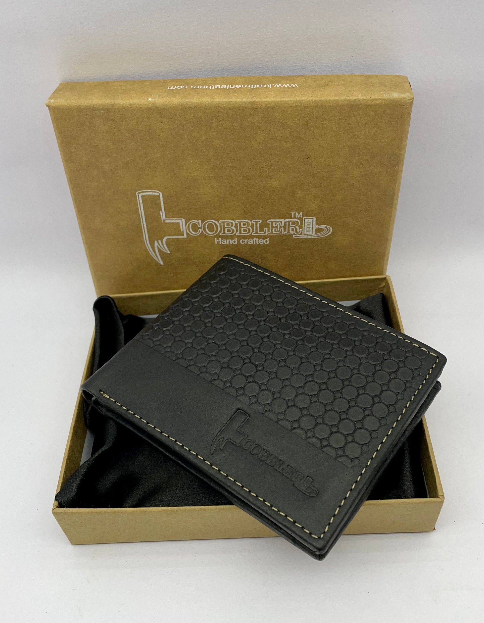 Cobbler India Men's Leather Wallet – Premium, Stylish & RFID Secure
