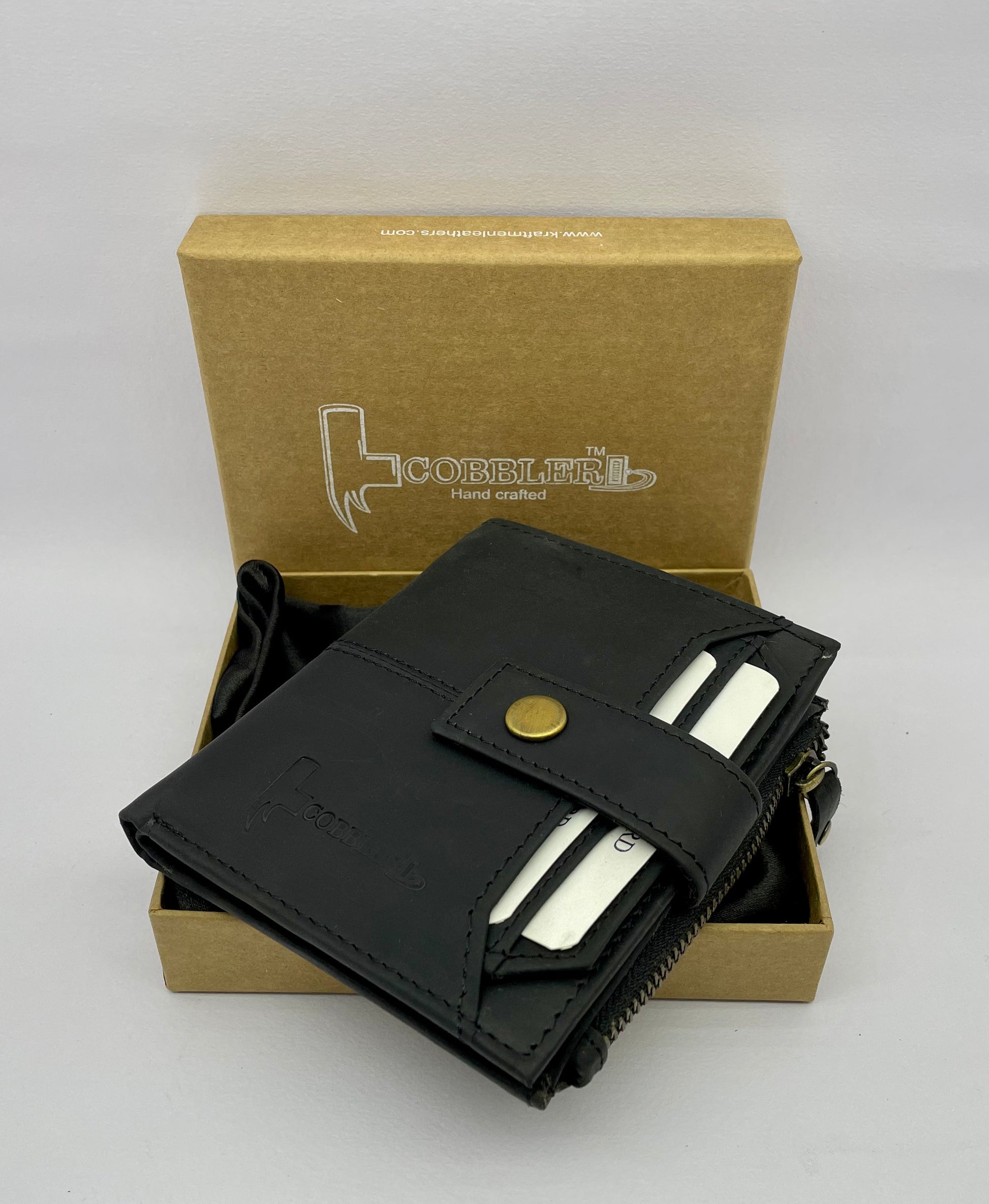 Leather Wallets for Men – Durable, Stylish & Compact