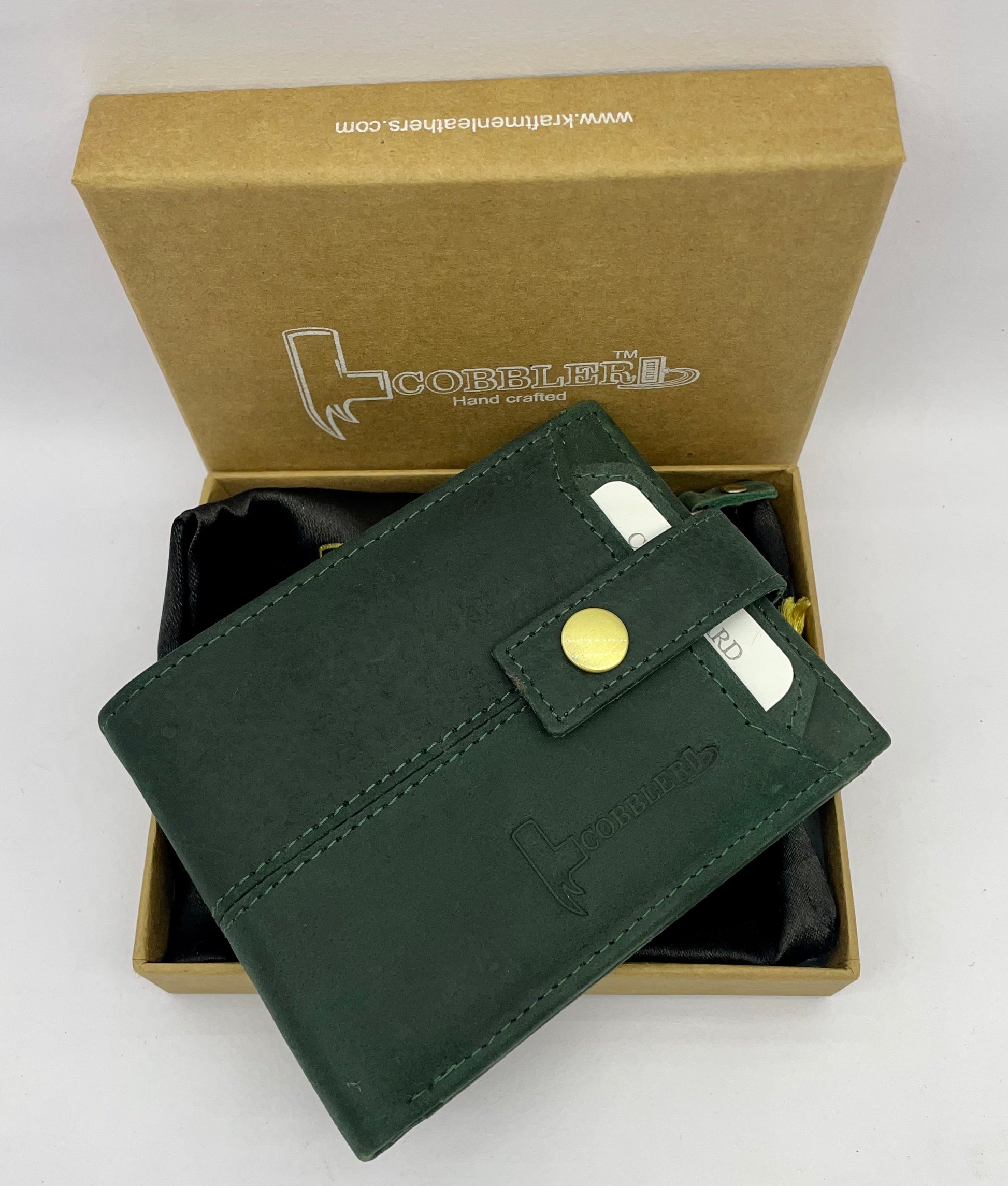 Handcrafted Leather Wallet – Luxury, Functionality & Style